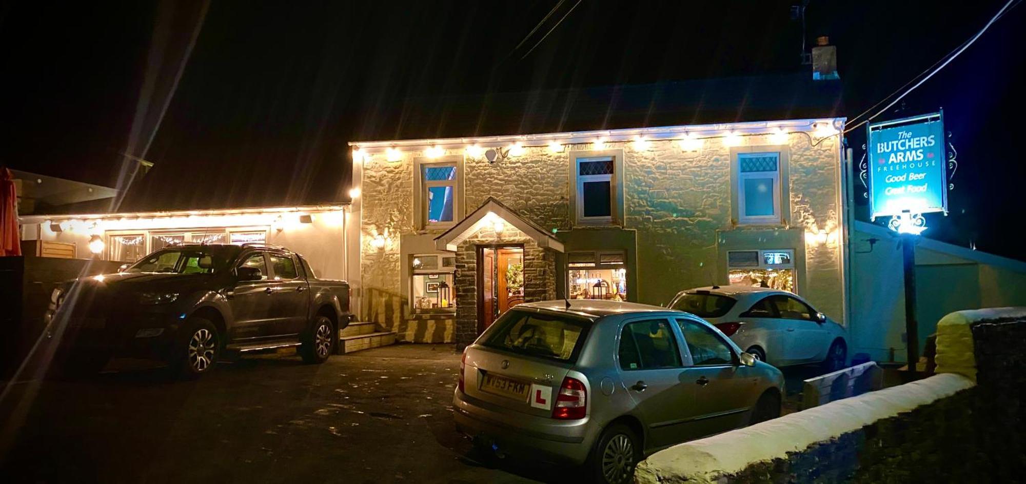The Butchers Arms - Grill Pub And Accommodation Merthyr Tydfil Esterno foto